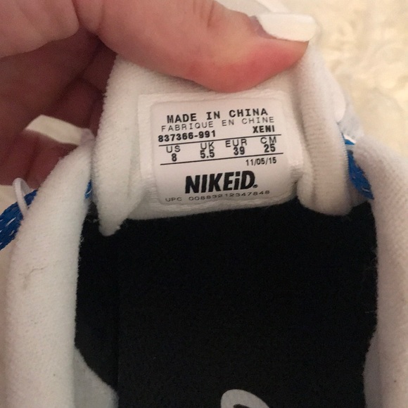 CUSTOM NIKE ID RUNNING SHOES SIZE 8 - Picture 4 of 5